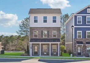 2258 Riverstone Blvd in Canton, GA - Building Photo