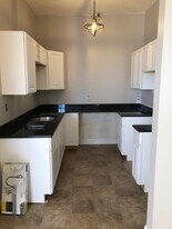 4 Essex St, Unit 3B in Beverly, MA - Building Photo