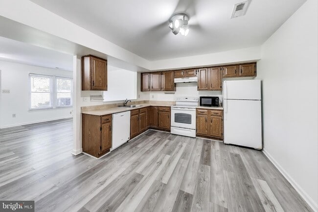 1764 Wilcox Ln, Unit 01-1216 in Silver Spring, MD - Building Photo - Building Photo