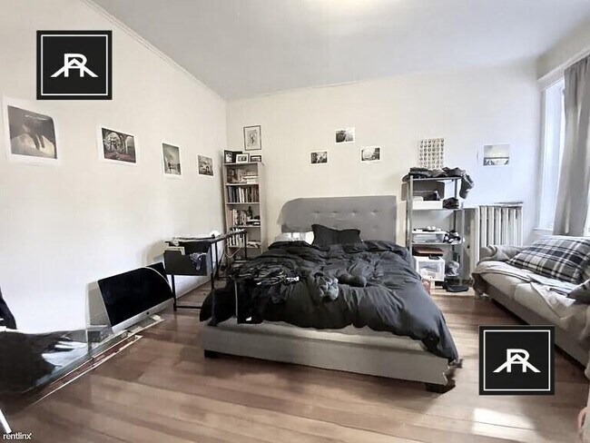 146 Freeman St in Brookline, MA - Building Photo - Building Photo