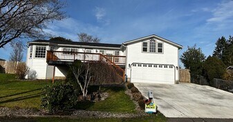 5506 NE 51st St in Vancouver, WA - Building Photo