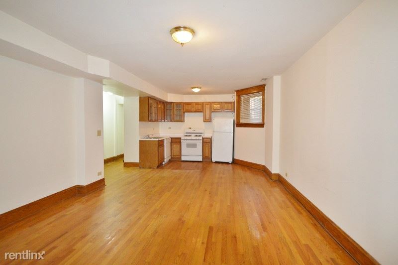 1417 W Belle Plaine Ave in Chicago, IL - Building Photo