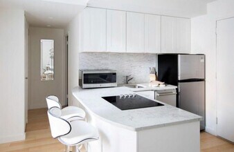 76179 7th Ave in New York, NY - Building Photo - Building Photo