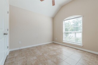 5520 Anaheim Ave in Pflugerville, TX - Building Photo - Building Photo