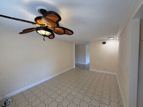17592 Corbel Ct in San Diego, CA - Building Photo - Building Photo
