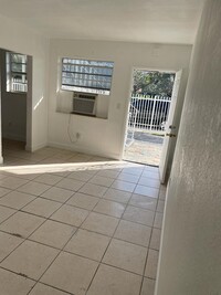 745 NW 58th St in Miami, FL - Building Photo - Building Photo