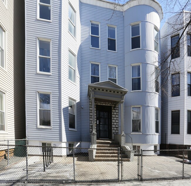 80 Grove St in Brooklyn, NY - Building Photo - Building Photo