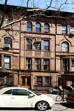 337 W 84th St in New York, NY - Building Photo - Building Photo