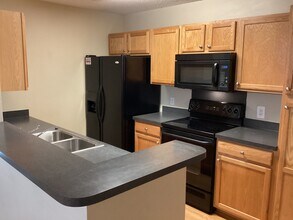 1009 Friartuck Trl in Ladson, SC - Foto de edificio - Building Photo