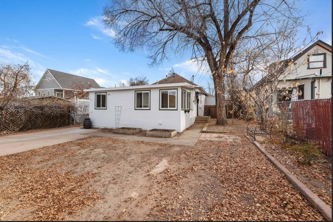 property at 140 1/2 2nd St