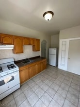 326 Field Pl, Unit #2L in Hillside, NJ - Building Photo - Building Photo