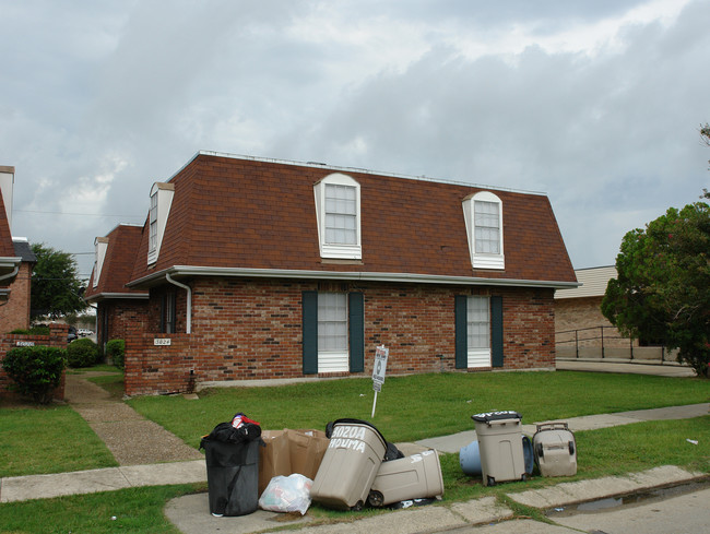 3024 Houma Blvd in Metairie, LA - Building Photo - Building Photo