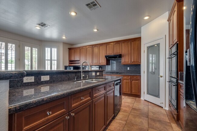 9151 Edgeworth Pl in Las Vegas, NV - Building Photo - Building Photo
