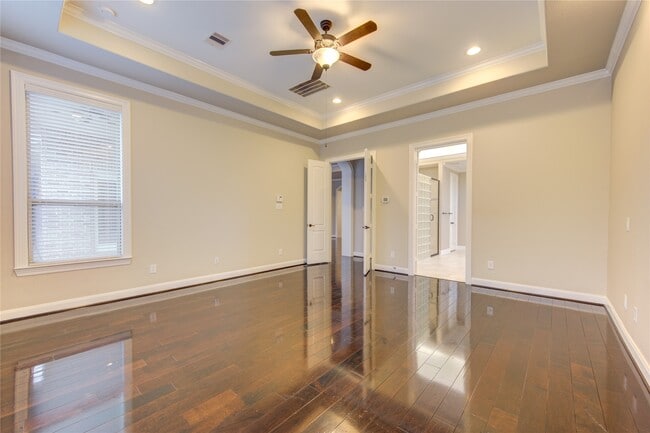 property at 4711 Derbywood Glen Ln