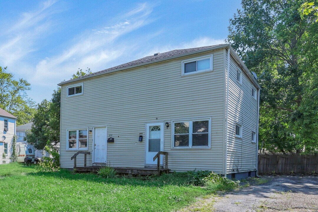 898-900-900 Racine Ave in Columbus, OH - Building Photo