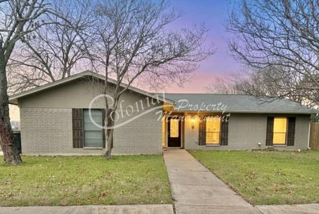 property at 1901 Hooper St