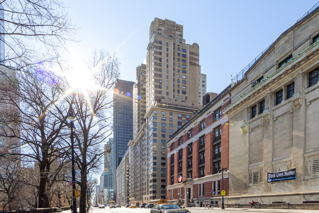 The Century Condominium in New York, NY - Building Photo