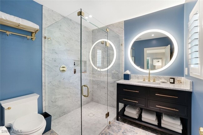 property at 642 6th Ave N