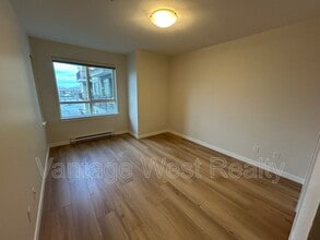 140 Asher Rd in Kelowna, BC - Building Photo - Building Photo