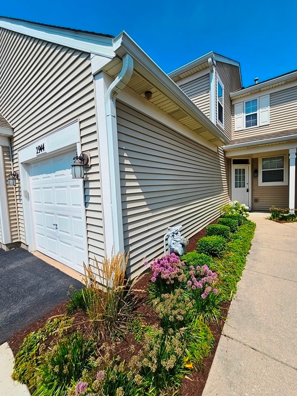 2944 White Thorn Cir in Naperville, IL - Building Photo - Building Photo