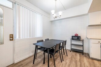 Tempe Terrace in Tempe, AZ - Building Photo - Interior Photo