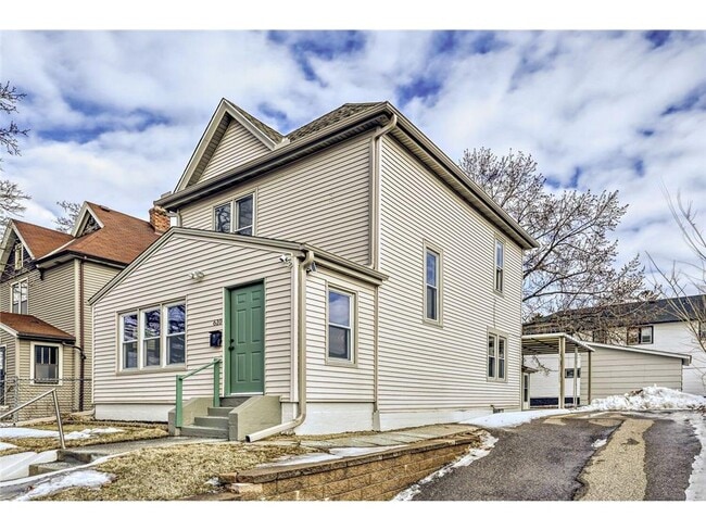 property at 610 Fairview Ave N