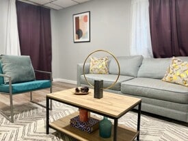 904 Main St, Unit A in Woburn, MA - Building Photo
