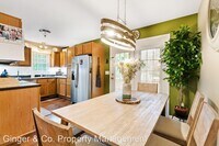 127 Crookham Ct photo'