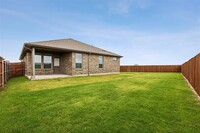 2216 Tucana Wy in Haslet, TX - Foto de edificio - Building Photo