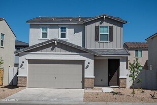 4721 S Parker Pass Rd in Apache Junction, AZ - Building Photo