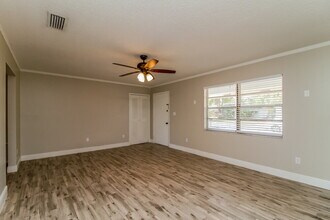 1301 Baranova Rd in Ocoee, FL - Building Photo - Building Photo