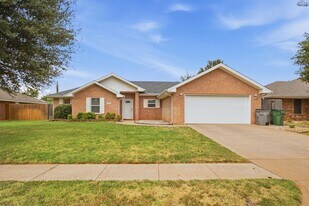 5114 Untalan St in Wichita Falls, TX - Building Photo