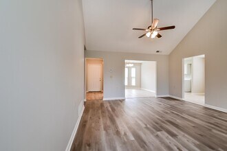 3890 Birchshade Cove in Memphis, TN - Building Photo - Building Photo