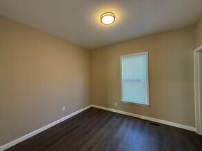 347 Spruce St in Manchester, NH - Building Photo - Building Photo