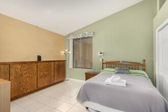 8440 W Alex Ave in Peoria, AZ - Building Photo - Building Photo