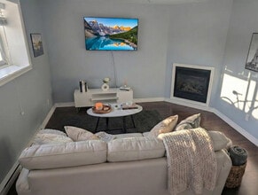 5055 Chem. du Souvenir in Laval, QC - Building Photo - Building Photo