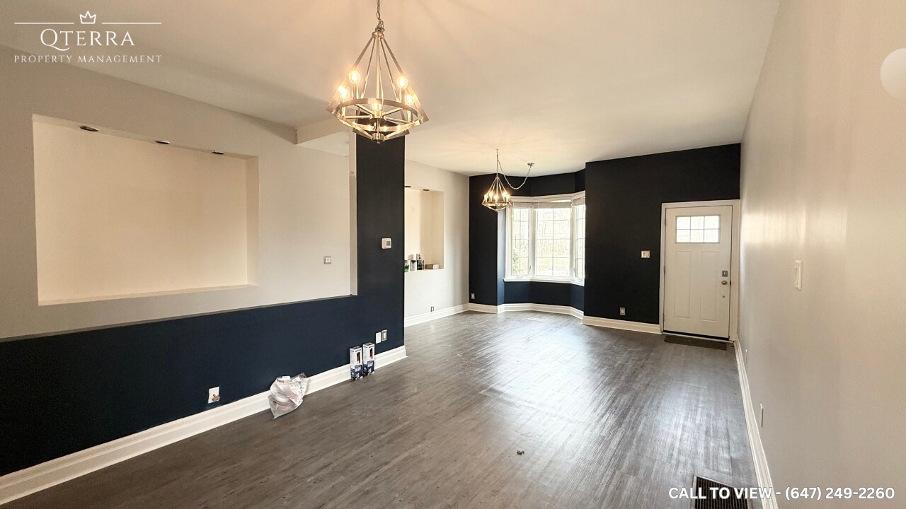 1-65 Liberty St in Hamilton, ON - Building Photo