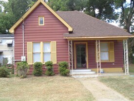 1507 E 17th Ave in Pine Bluff, AR - Building Photo