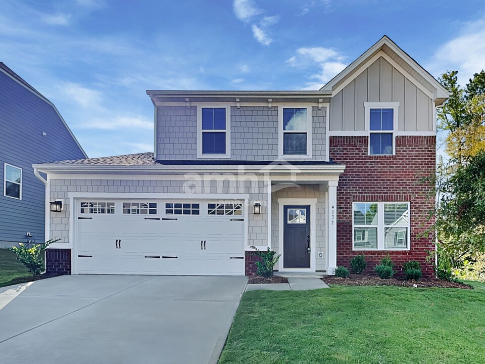 4177 Garrison Grv Ln in Denver, NC - Building Photo