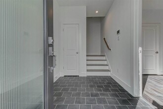 5859 Dolores St in Houston, TX - Building Photo - Building Photo