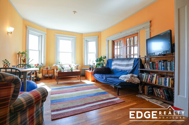 23 Orkney Rd, Unit 1