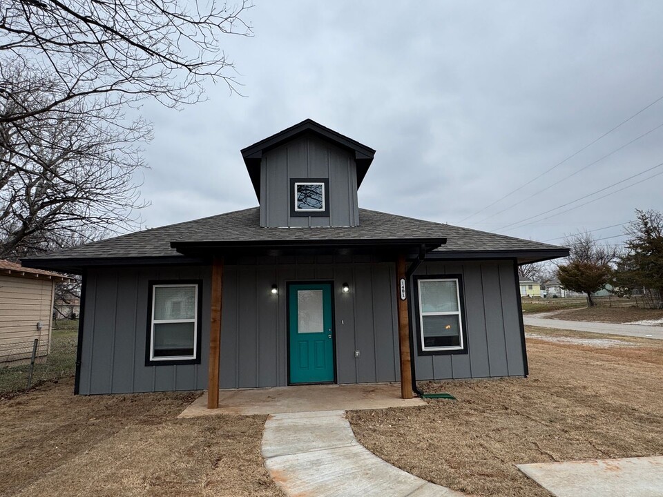 1401 SW I Ave in Lawton, OK - Building Photo