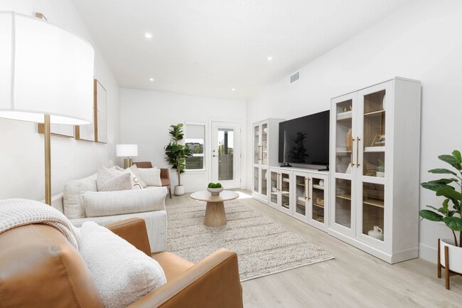 The Vue At Desert Color