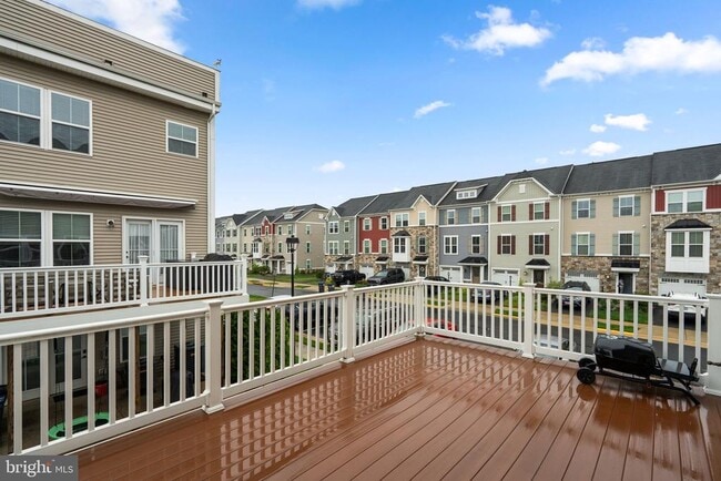 property at 41690 McMonagle Square