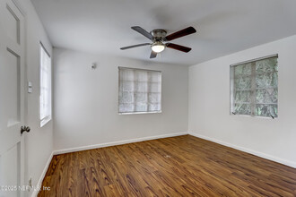 246 Jasmine St in Atlantic Beach, FL - Building Photo - Building Photo