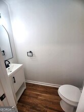 2316 Strathmoor Manor Dr in Lithonia, GA - Foto de edificio - Building Photo