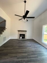 894 Burley Barn Rd in Clarksville, TN - Foto de edificio - Building Photo