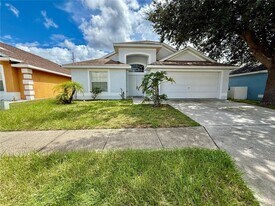 342 Cheshire Way in Davenport, FL - Building Photo