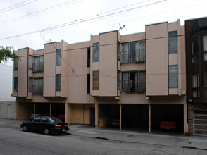 2973 Folsom St in San Francisco, CA - Building Photo - Building Photo