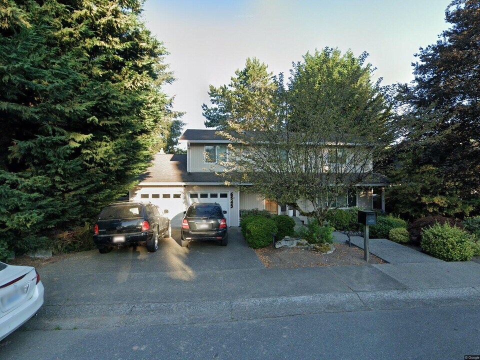 6543 125th Ave SE in Bellevue, WA - Building Photo